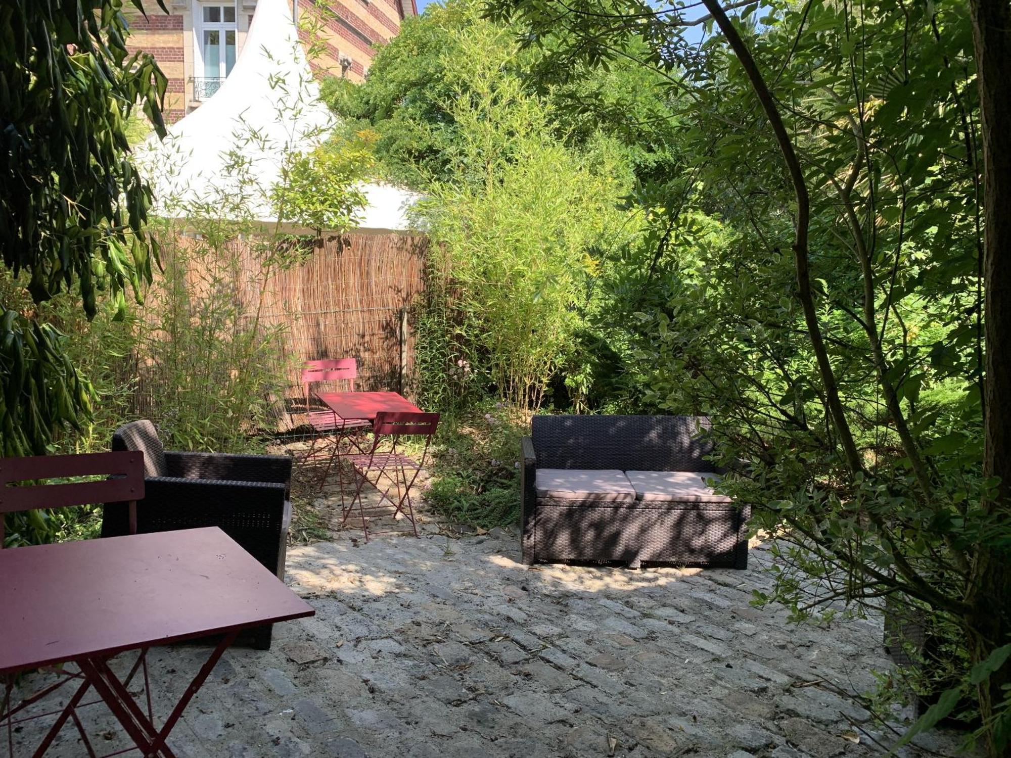 Casa de hóspedes Les Jardins Carnot *